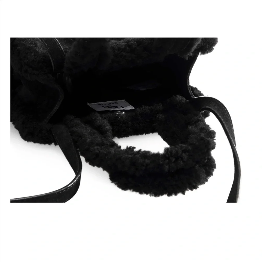Small Black Ugg X Telfar Bag - Picture 3 of 4